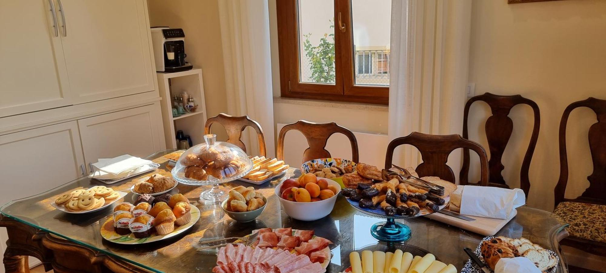 Villa Rosa Antica Лука Екстериор снимка